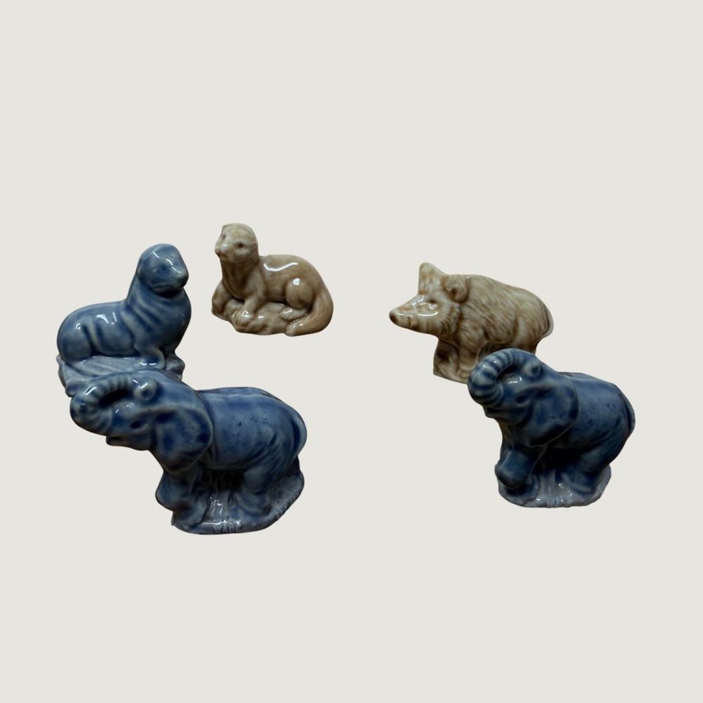 Wade England Red Rose Tea Figurines Lot of 5 Elephants Wild Boar Otter Seal